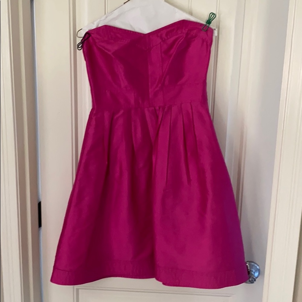 DVF Fuschia Size 6 Strapless silk dress